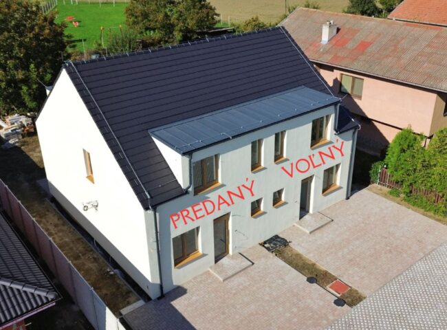 1 DOM VOĽNÝ!PREDAJ – moderný dvojdom – obec Močenok